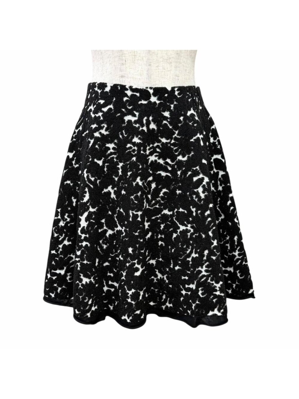 Louis Vuitton All Over Print Jacquard Mini Flare Skirt Black White